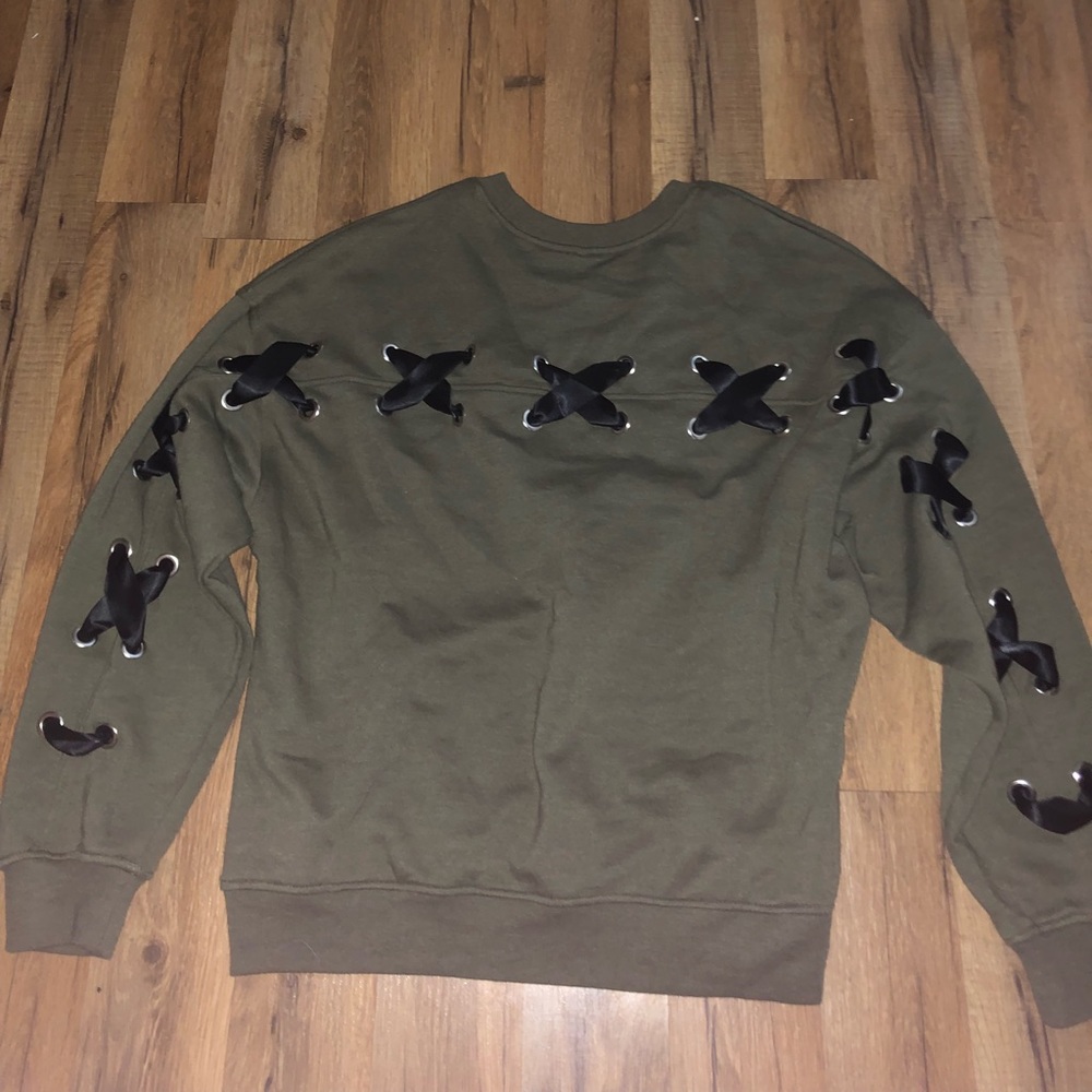 Olive ribbon sleeve sweater